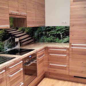 CAM VE MUTFAK ARKA DUVARLARI RAL'E GÖRE KAPLI